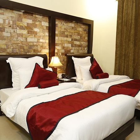 Shangrila Resort Hotel Исламабад Екстериор снимка